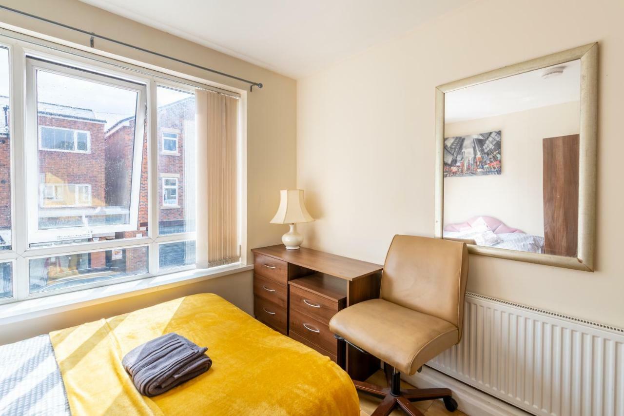 Newcastle City Studio Apartments מראה חיצוני תמונה
