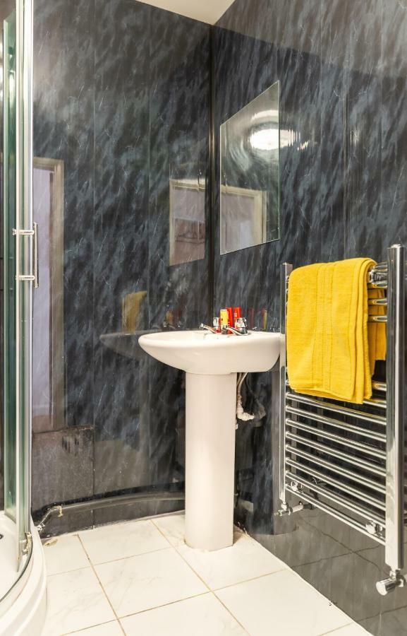 Newcastle City Studio Apartments מראה חיצוני תמונה